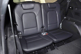 2013款北京现代全新胜达2.4GDi自动四驱型