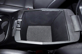2013款北京现代全新胜达2.4GDi自动四驱型