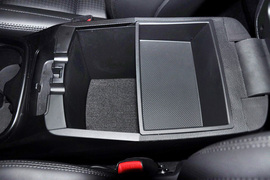 2013款北京现代全新胜达2.4GDi自动四驱型