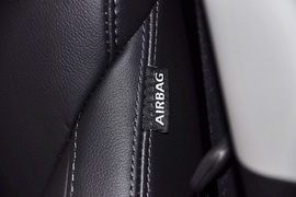 2013款北京现代全新胜达2.4GDi自动四驱型