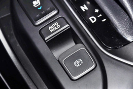 2013款北京现代全新胜达2.4GDi自动四驱型