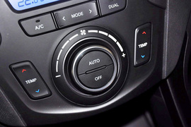 2013款北京现代全新胜达2.4GDi自动四驱型
