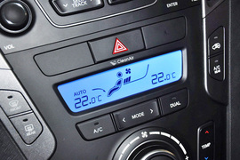 2013款北京现代全新胜达2.4GDi自动四驱型