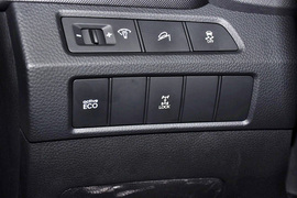 2013款北京现代全新胜达2.4GDi自动四驱型