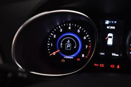 2013款北京现代全新胜达2.4GDi自动四驱型
