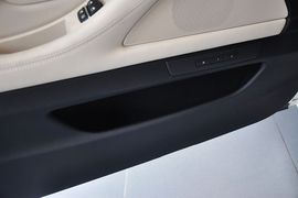 2012款宝马528i