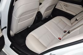 2012款宝马528i