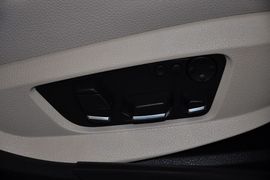 2012款宝马528i