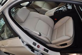 2012款宝马528i