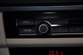 2012款宝马528i