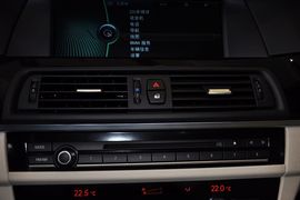 2012款宝马528i