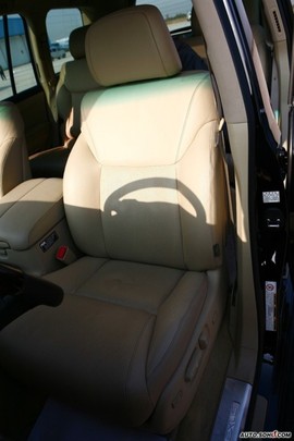 2008款雷克萨斯LX570