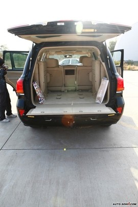 2008款雷克萨斯LX570