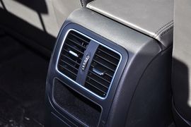 2013款大众迈腾1.4TSI