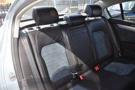 2013款大众迈腾1.4TSI