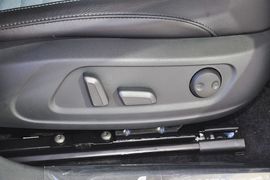 2013款大众迈腾1.4TSI