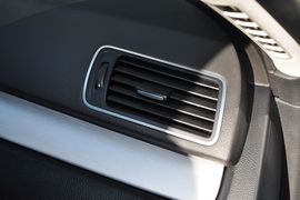 2013款大众迈腾1.4TSI