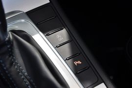 2013款大众迈腾1.4TSI