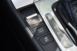 2013款大众迈腾1.4TSI