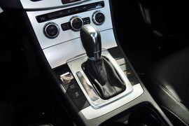 2013款大众迈腾1.4TSI
