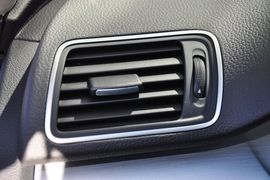 2013款大众迈腾1.4TSI