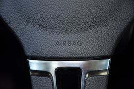 2013款大众迈腾1.4TSI