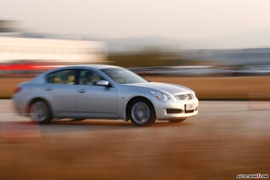 英菲尼迪G35动态