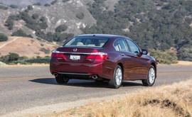 2013款本田雅阁海外试驾