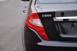 2012款江淮同悦1.3L尚动豪华型