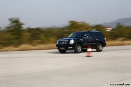 2008款凯迪拉克凯雷德