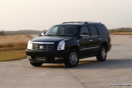 2008款凯迪拉克凯雷德