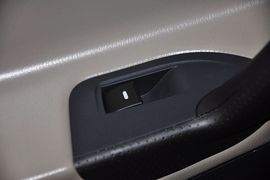 2012款吉利全球鹰GX7