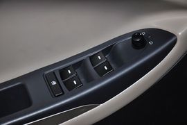 2012款吉利全球鹰GX7