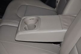 2012款吉利全球鹰GX7