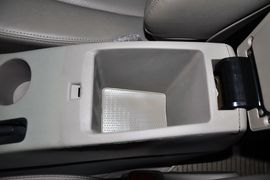 2012款吉利全球鹰GX7