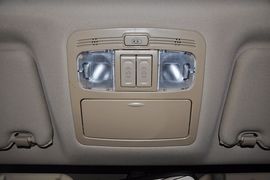 2012款吉利全球鹰GX7