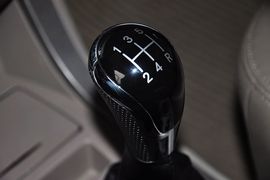 2012款吉利全球鹰GX7