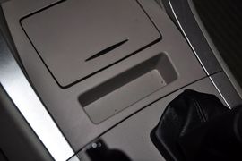 2012款吉利全球鹰GX7