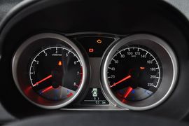 2012款吉利全球鹰GX7