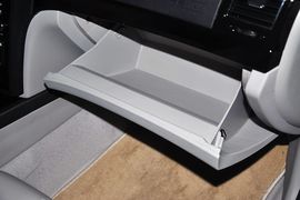 2013款吉利帝豪EC8