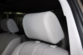 2013款吉利帝豪EC8