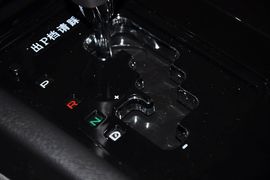 2013款吉利帝豪EC8