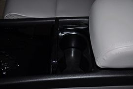 2013款吉利帝豪EC8