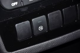 2013款吉利帝豪EC8