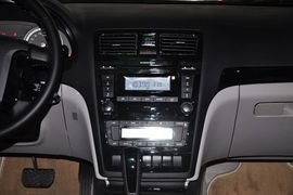 2013款吉利帝豪EC8