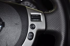 2012款日产逍客2.0XL