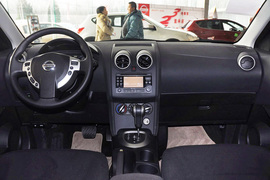 2012款日产逍客2.0XL