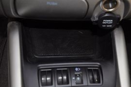 2011款现代伊兰特1.6L手动舒适天窗型到店实拍