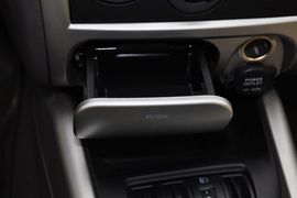 2011款现代伊兰特1.6L手动舒适天窗型到店实拍