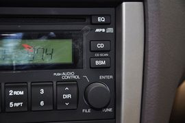 2011款现代伊兰特1.6L手动舒适天窗型到店实拍